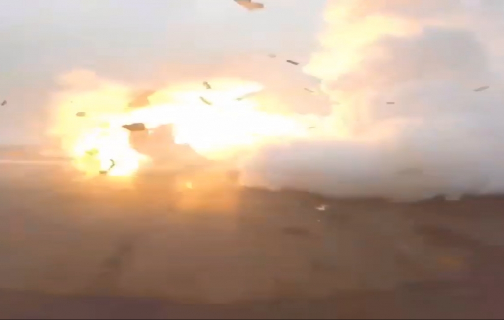 SpaceX-Rakete "Falcon 9" explodiert bei Landung