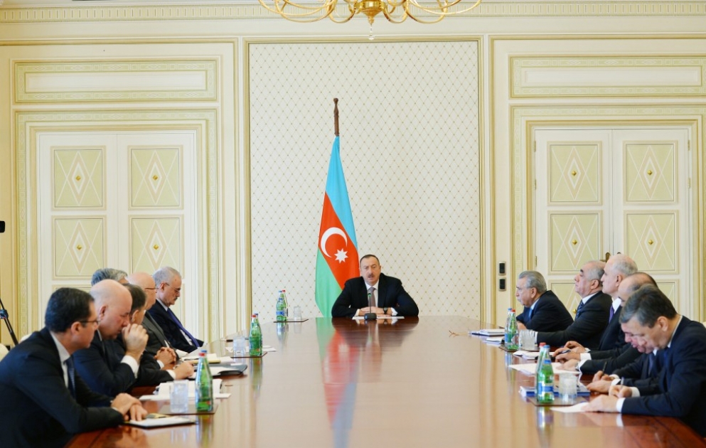 President Ilham Aliyev chaired a meeting on economic and social issues