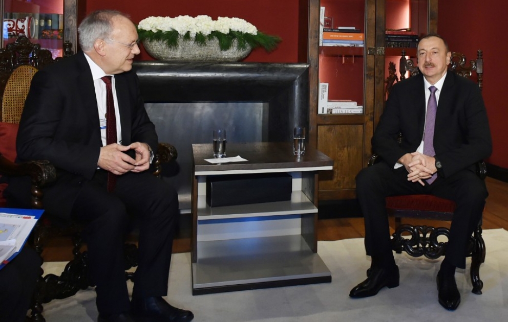 Treffen von Aserbaidschans Präsident Ilham Aliyev mit Schweizer Bundespräsident Johann Schneider-Ammann