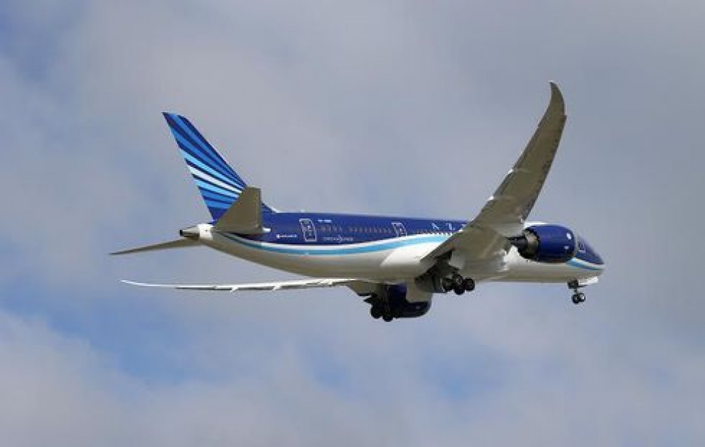AZAL Bakı-Aktau aviareysini təxirə salıb
