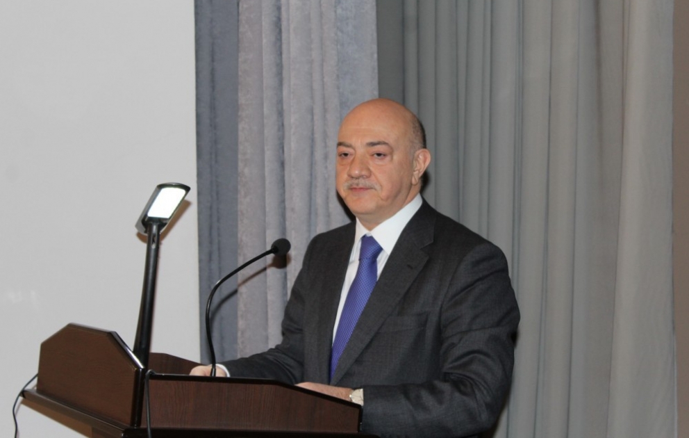 Fuad Ələsgərov: Hər bir hakimiyyət nümayəndəsi vətəndaşların problemlərinin həllinə xüsusi həssaslıqla yanaşmalıdır