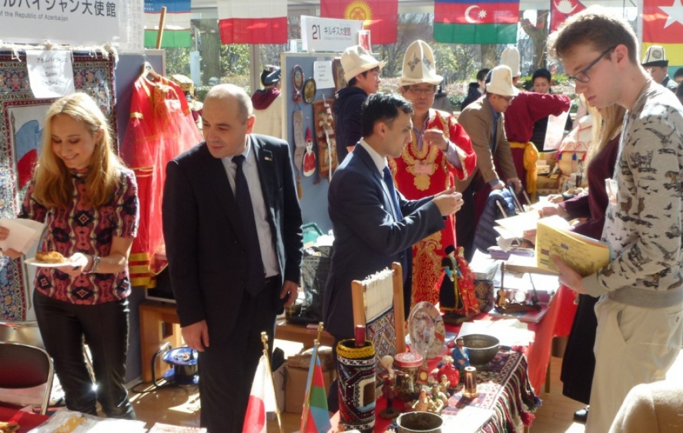Tokio: Aserbaidschan präsentiert seine Kulturmuster und nationale Küche im Stadtbezirk Meguro