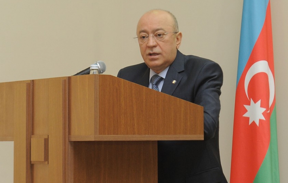 Fövqəladə hallar naziri sahibkarlarla görüşüb