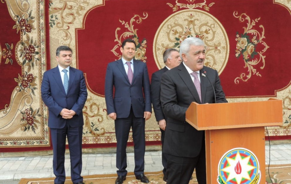 Ağsunun Ləngəbiz kəndinə təbii qaz verilib