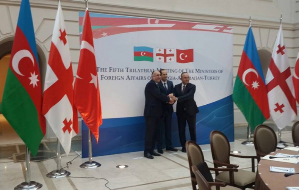 Les ministres des Affaires étrangères d’Azerbaïdjan, de Turquie et de Géorgie se réunissent à Tbilissi