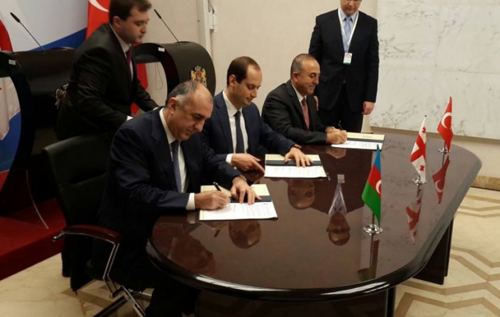 Azerbaijani, Turkish, Georgian FMs sign Tbilisi Statement
