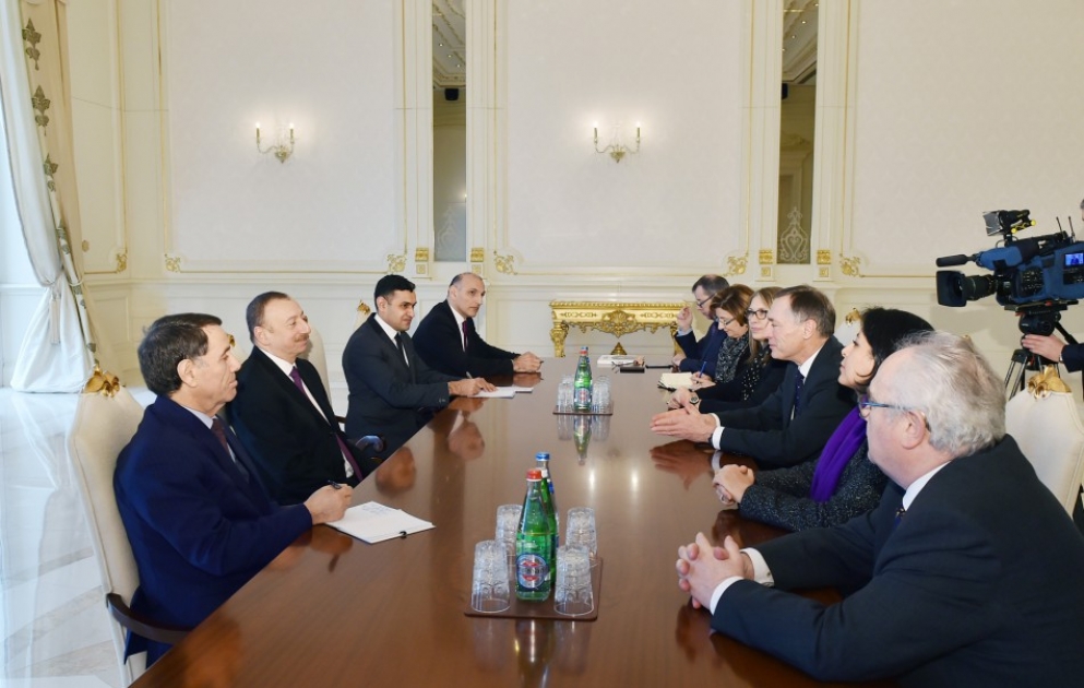 Entretien du président azerbaïdjanais Ilham Aliyev avec une délégation parlementaire française
