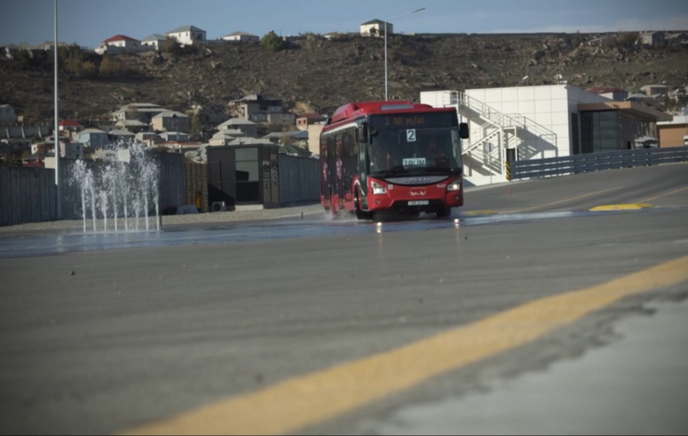 Экстремальные тренировки для автобусов BakuBus