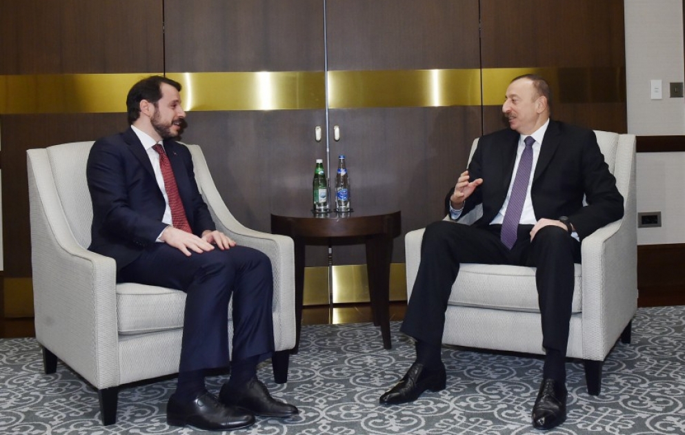 President Ilham Aliyev received Turkish Energy and Natural Resources Minister