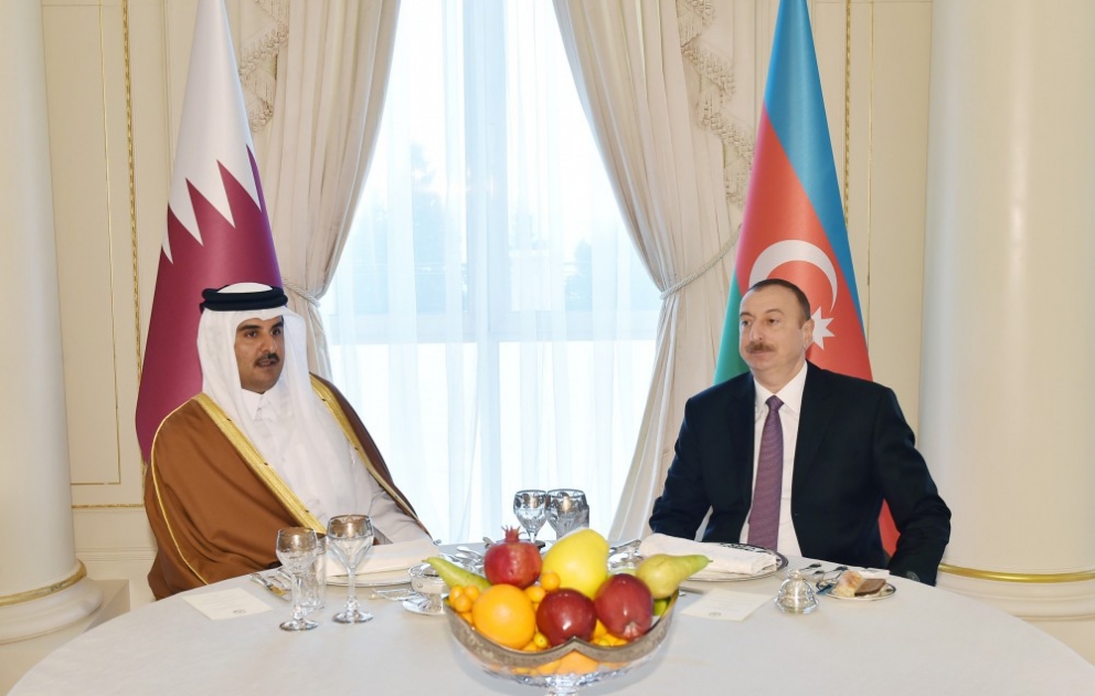 President Ilham Aliyev hosted a dinner reception in honor of the Emir of Qatar