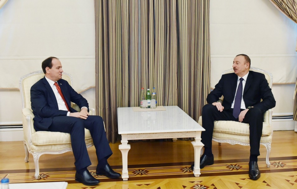 President Ilham Aliyev met with Albanian President Bujar Nishani