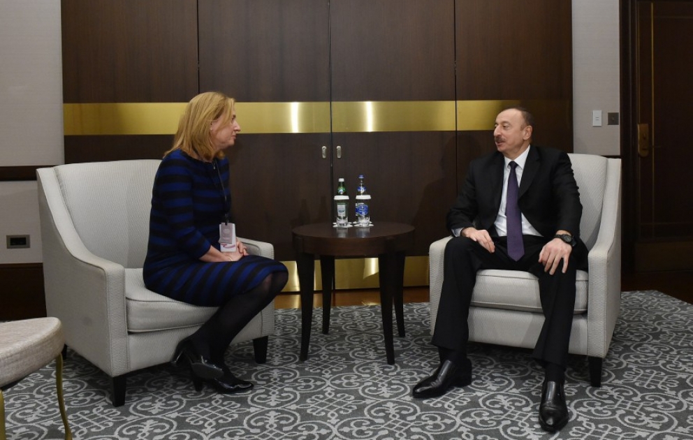 Präsident Ilham Aliyev empfängt ehemalige israelische Außenministerin