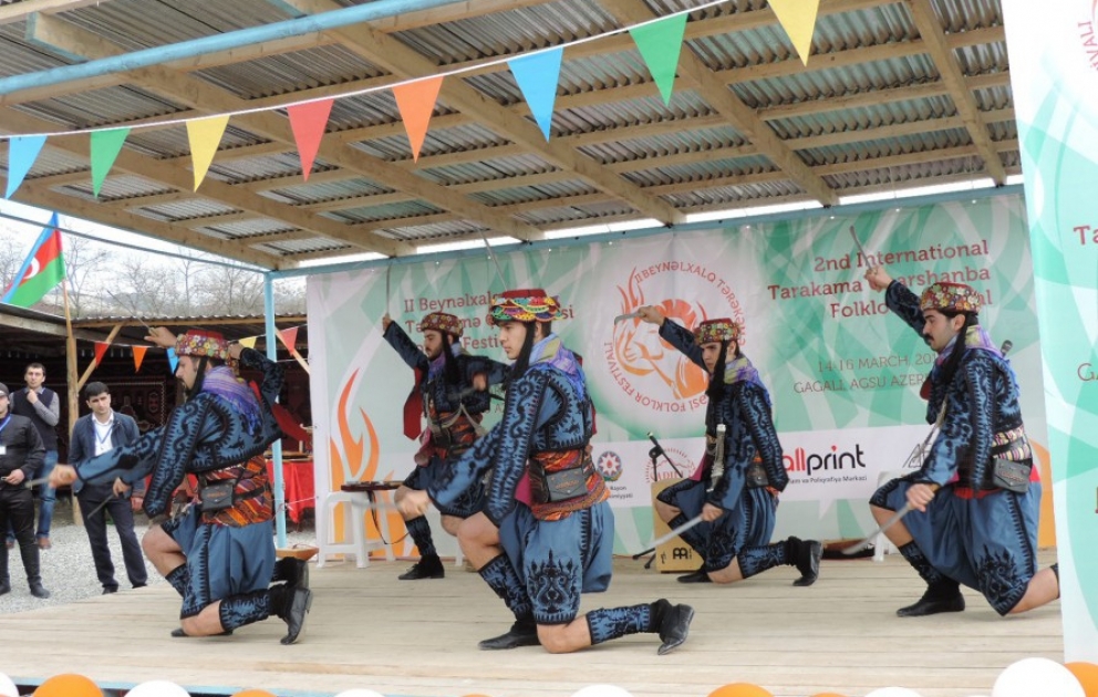 Ağsuda II Beynəlxalq Tərəkəmə Çərşənbəsi folklor festivalı başlayıb