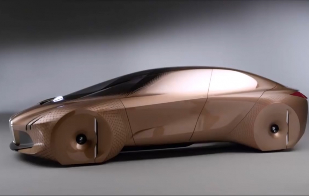 Видеоролик посвященный столетию BMW