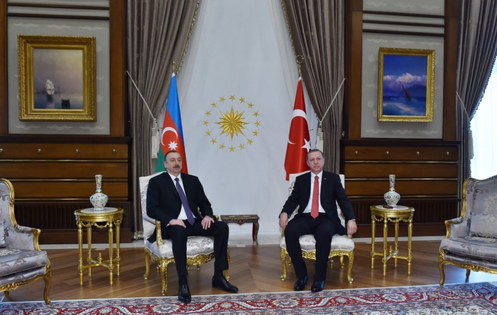 Azərbaycan Prezidenti İlham Əliyevin Türkiyə Prezidenti Rəcəb Tayyib Ərdoğan ilə təkbətək görüşü olub