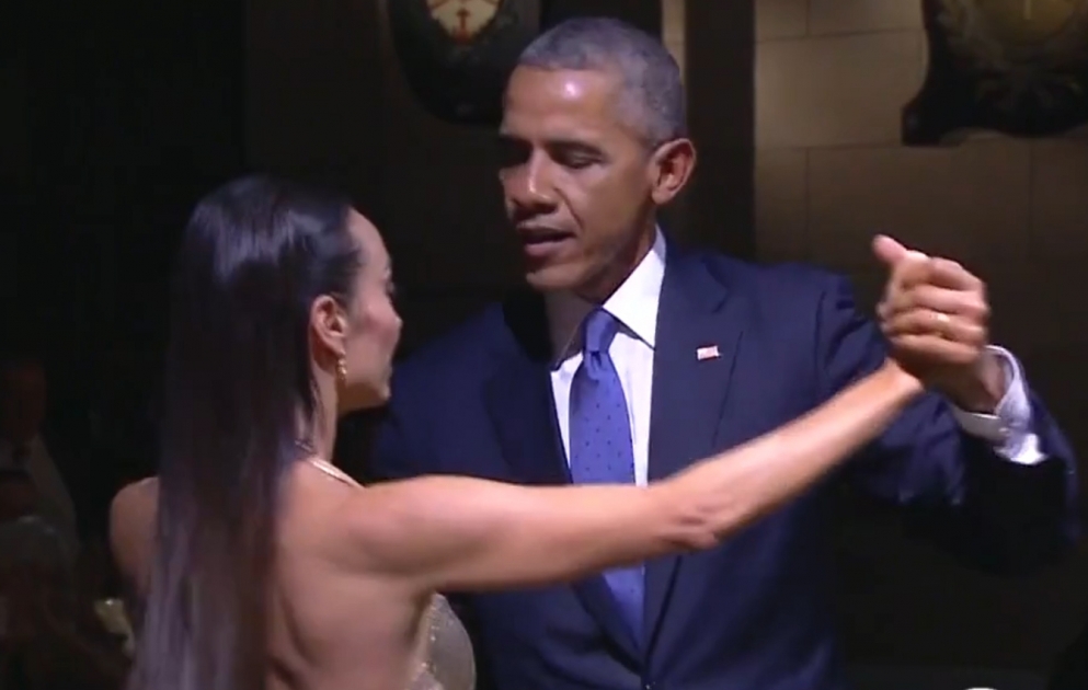 Barak Obama Argentina tanqosu oynadi