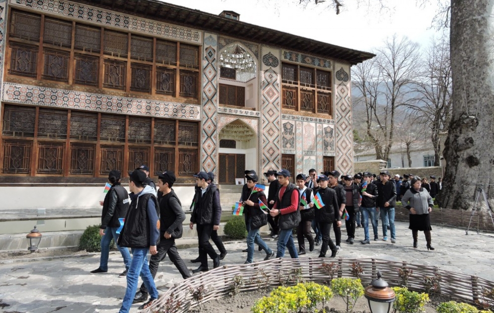 Qədim Şəki tur-aksiyanın növbəti iştirakçılarını qəbul edib
