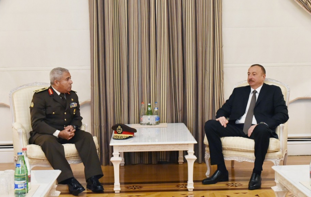 Le président Ilham Aliyev a reçu le commandant des gardes-frontières d’Egypte