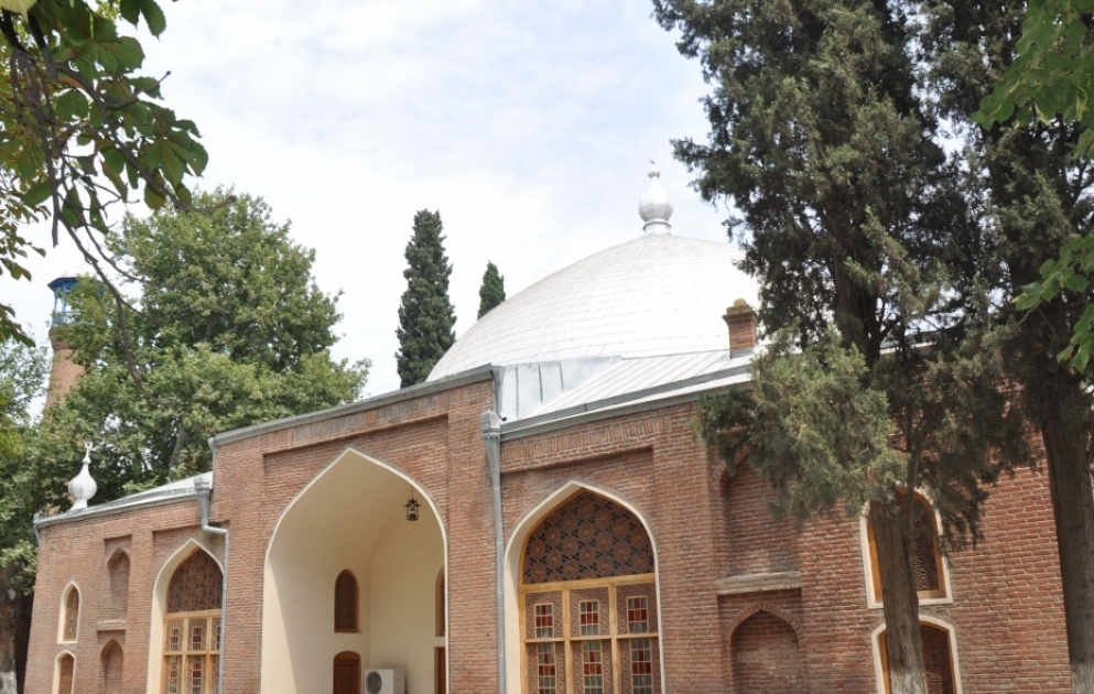 Şah Abbas yadigarı: Gəncə Cümə Məscidi