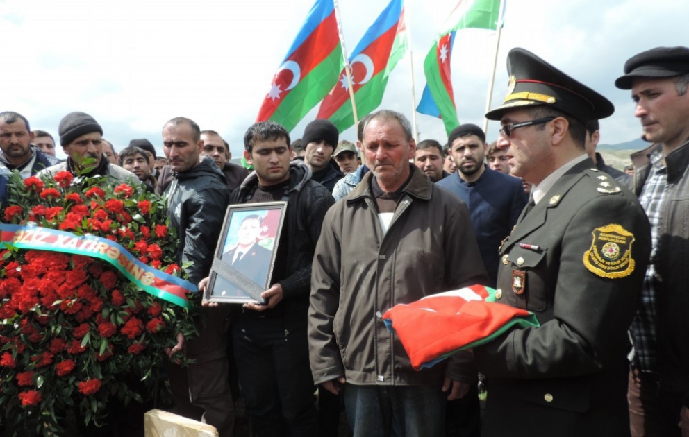 Şəhid gizir Ravil Novruzov Xızıda torpağa tapşırılıb