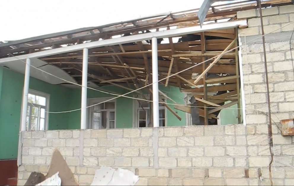 Armenians shell residential areas in Tartar