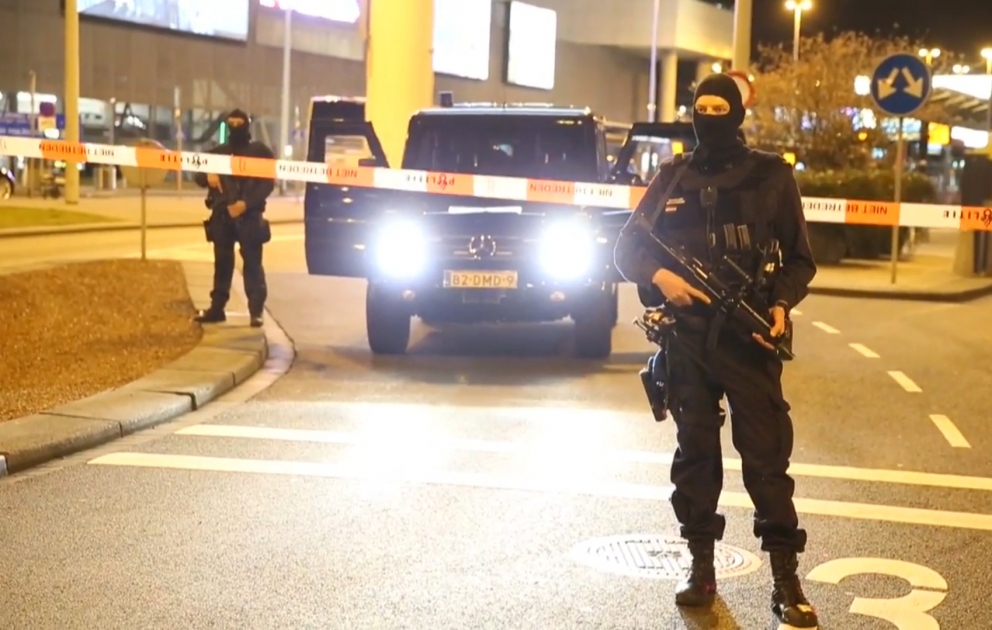 Amsterdam’s Schiphol airport briefly evacuated after ‘bomb’ threat