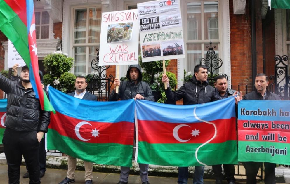 Londonda ermənilərin növbəti təxribatına layiqli cavab verilib