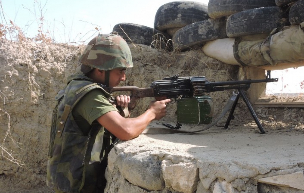 Azərbaycan Silahlı Qüvvələri düşmənin səngərlərinə 126 dəfə atəş zərbəsi endirib