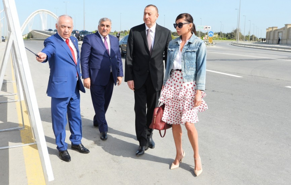 President Ilham Aliyev reviewed newly reconstructed Ali Isazade street in Bina settlement