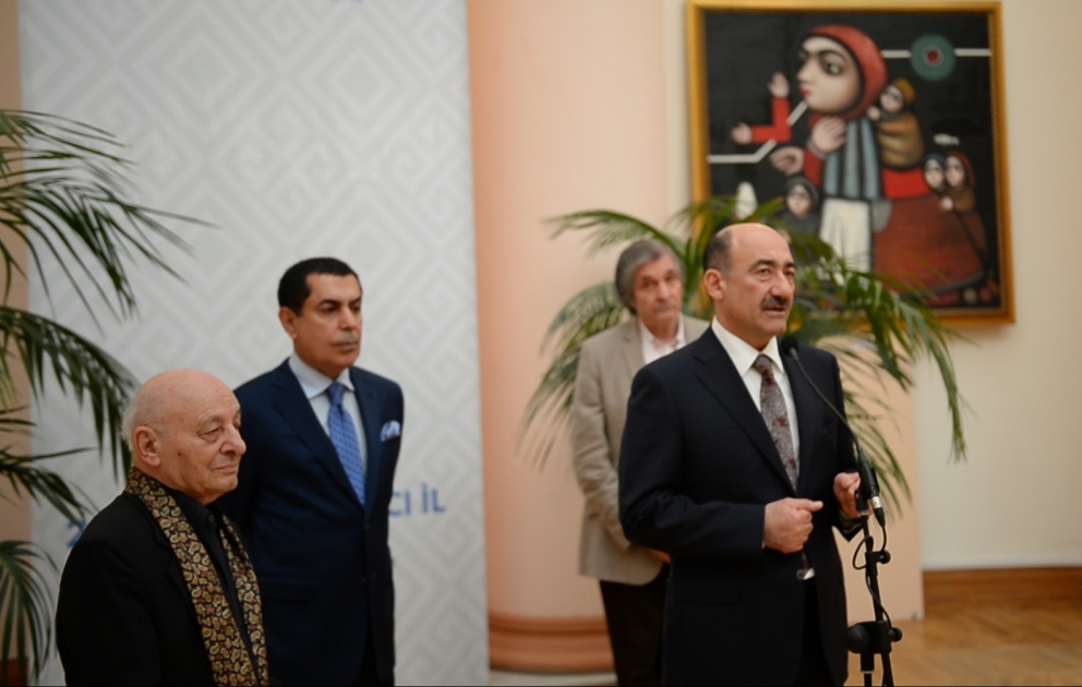 Muzey Mərkəzində “Siyasətdən kənar” adlı müasir incəsənət sərgisi açılıb