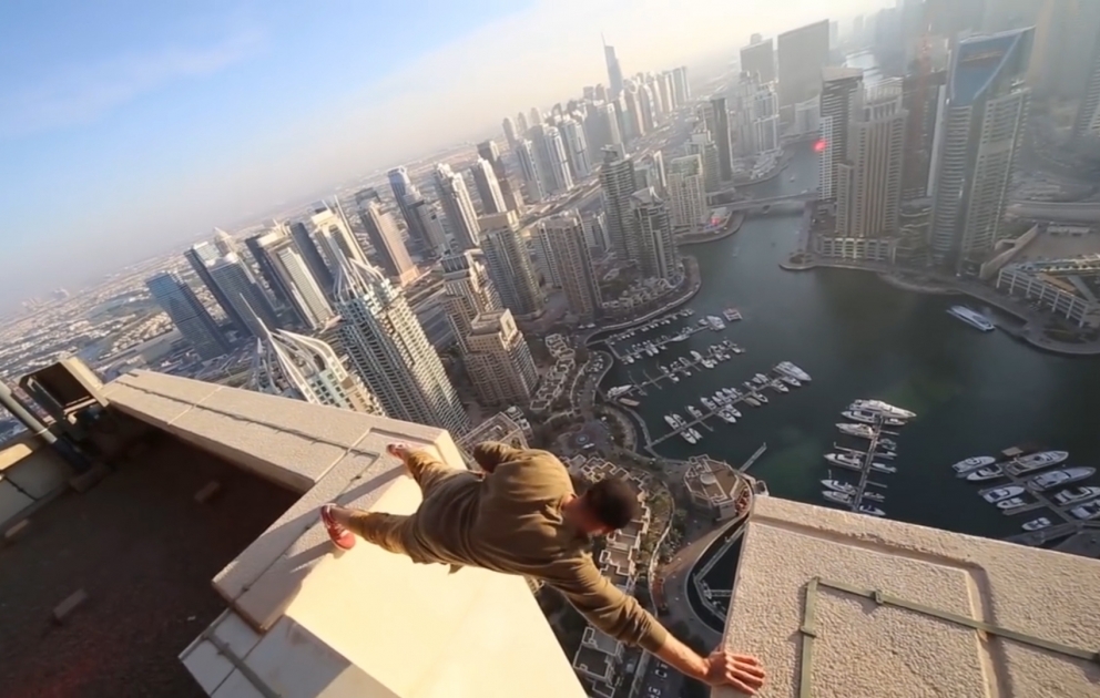 Dubay göydələnlərində riskli hərəkətlər