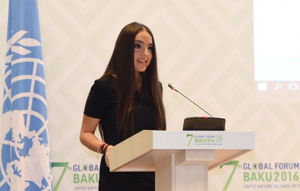 Лейла Алиева призвала молодежь - участников форума - принять активное участие в защите окружающей среды