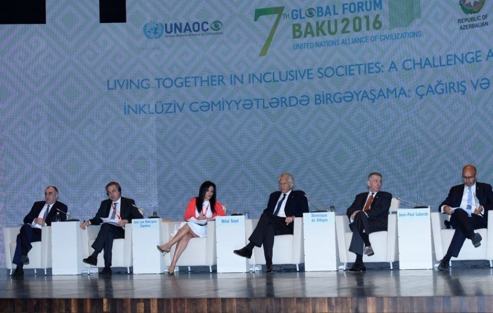 BMT Sivilizasiyalar Alyansının VII Qlobal Forumu işini birinci plenar iclasla davam etdirib