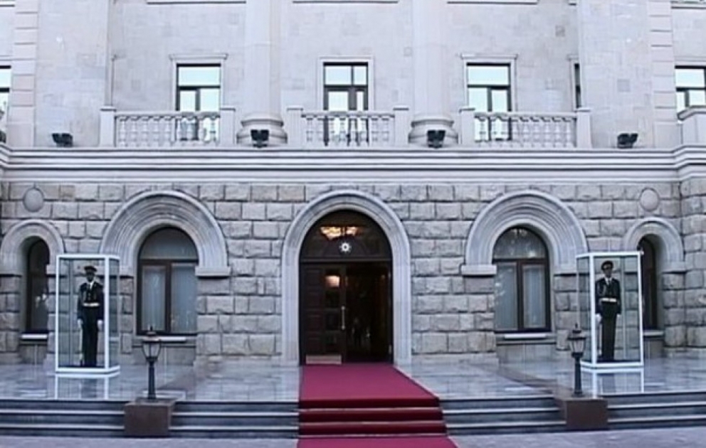 Müdafiə Nazirliyi: Azərbaycan Silahlı Qüvvələri düşmənin hərbi obyektlərinə cavab zərbələri endirib