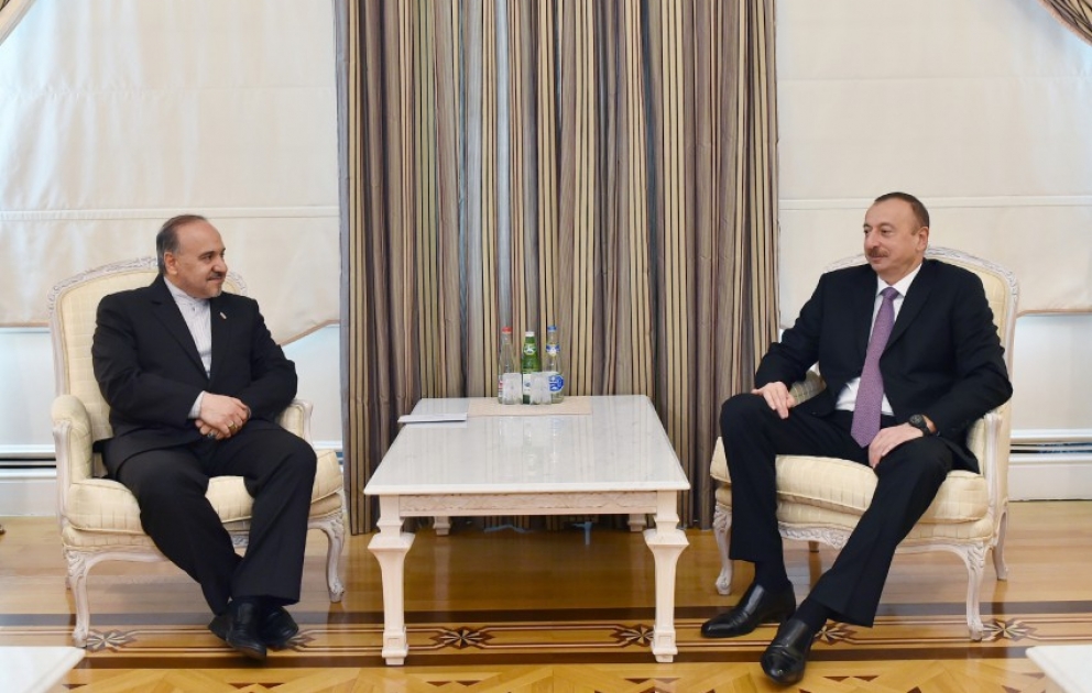 Präsident Ilham Aliyev trifft mit Vizepräsiden des Iran zusammen