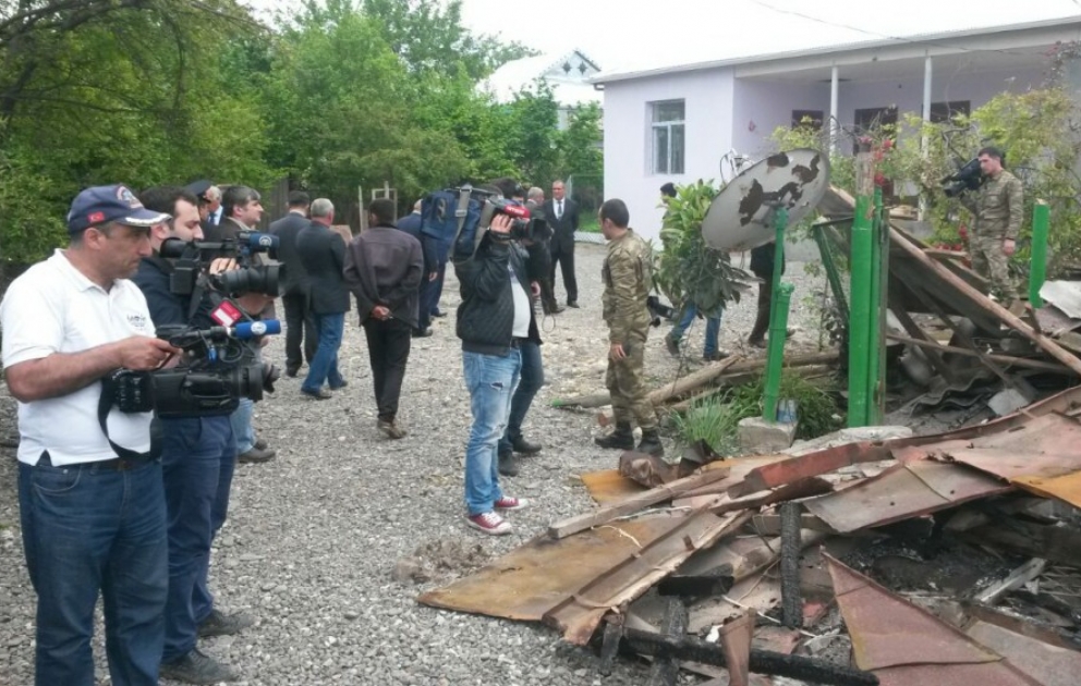 Xarici və yerli jurnalistlər Ağdam rayonunun Sarıcalı və Mahrızlı kəndlərində olublar