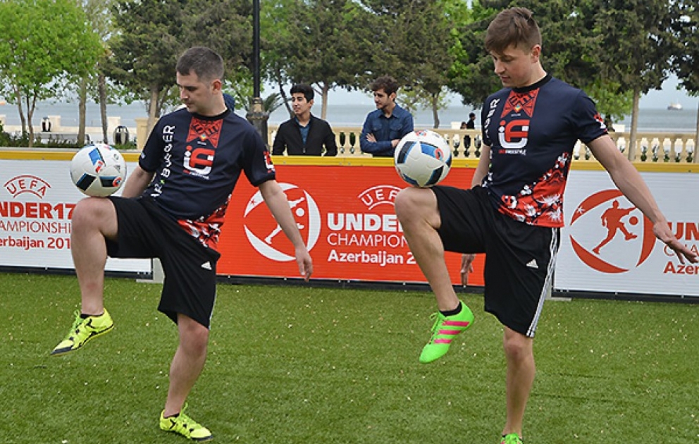 17 yaşadək futbolçular arasında keçiriləcək Avropa çempionatının təbliğatı davam edir