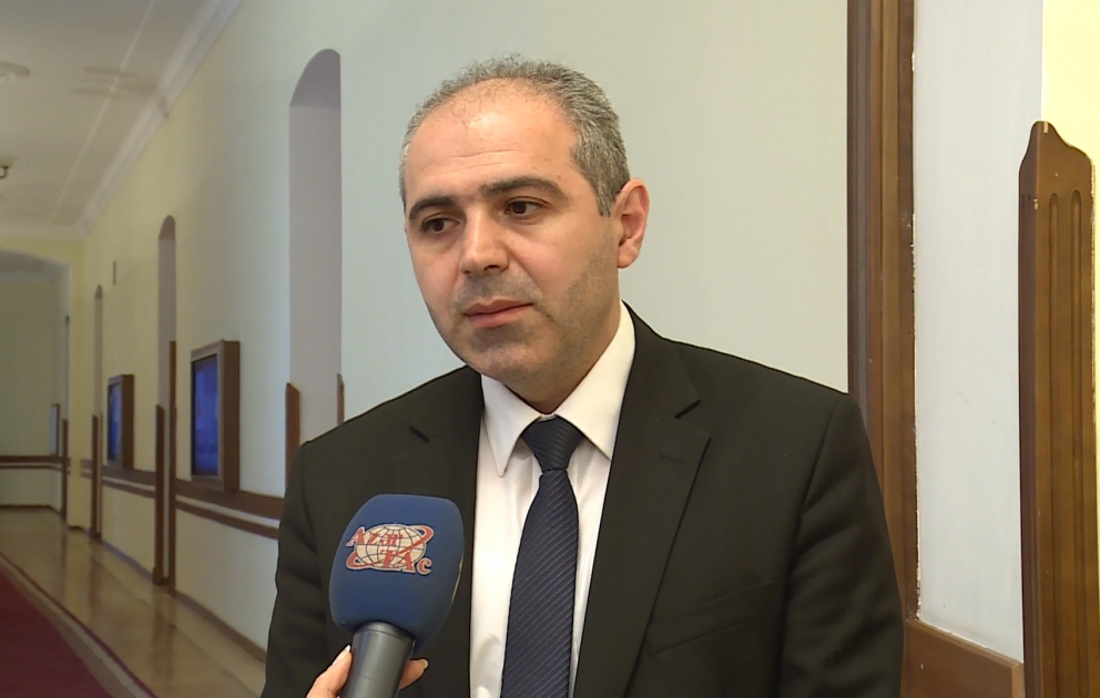 İqtisad Universitetində dissertasiyaların Ekspertiza Komissiyası yaradılıb