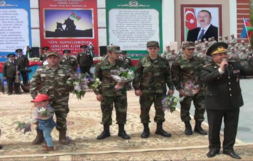 Ön səngərdə düşmənlə üz-üzə duran qusarlı hərbiçilərlə görüş keçirilib