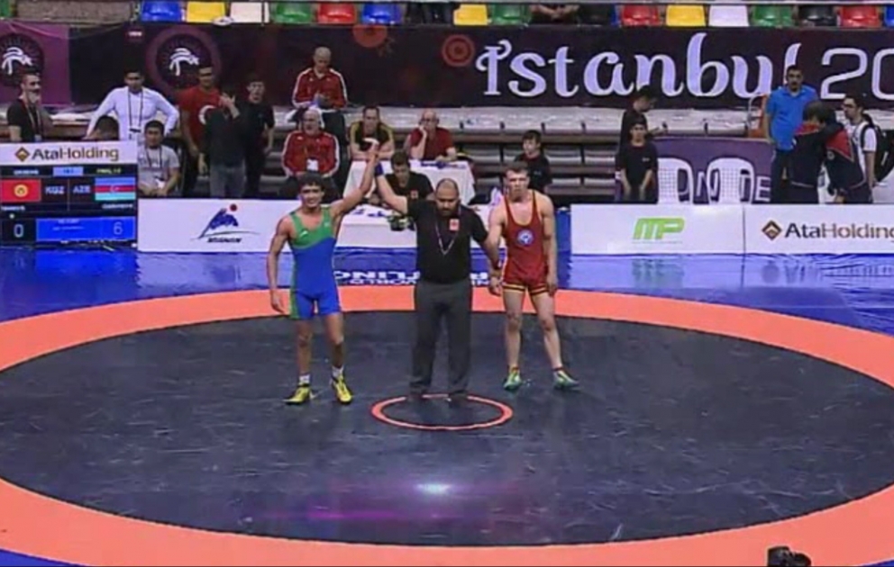 Rəsul Çunayev İstanbulda qızıl medal qazandı
