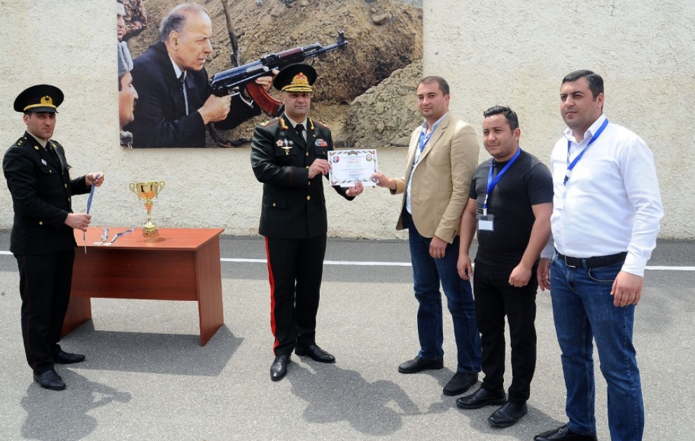 AZƏRTAC media nümayəndələri arasında keçirilən atıcılıq turnirinin qalibi olub
