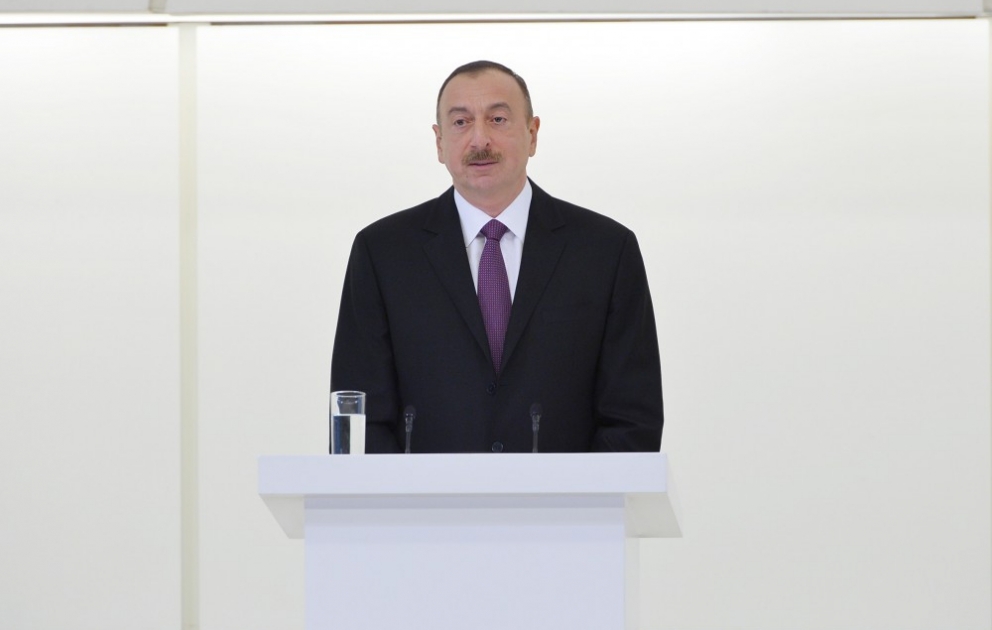 Réception officielle à l’occasion du 93e anniversaire de la naissance d’Heydar Aliyev et du 71e anniversaire de la Victoire contre le fascisme