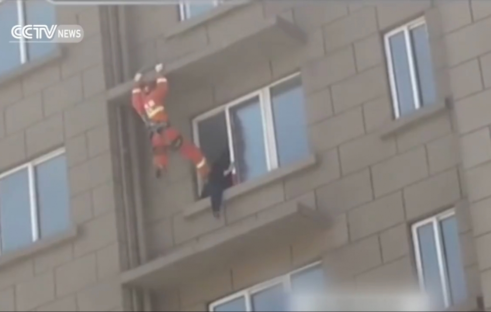 İntihara cəhd edən qadının xilası