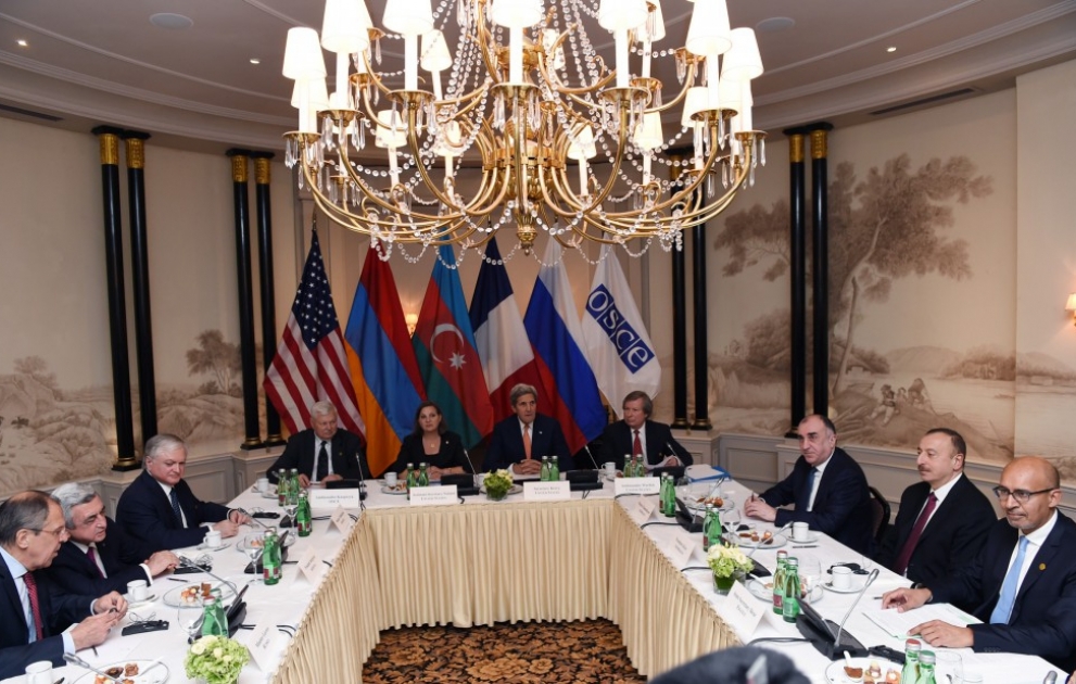 Treffen unter Beteiligung von aserbaidschanischen und armenischen Präsidenten in Wien