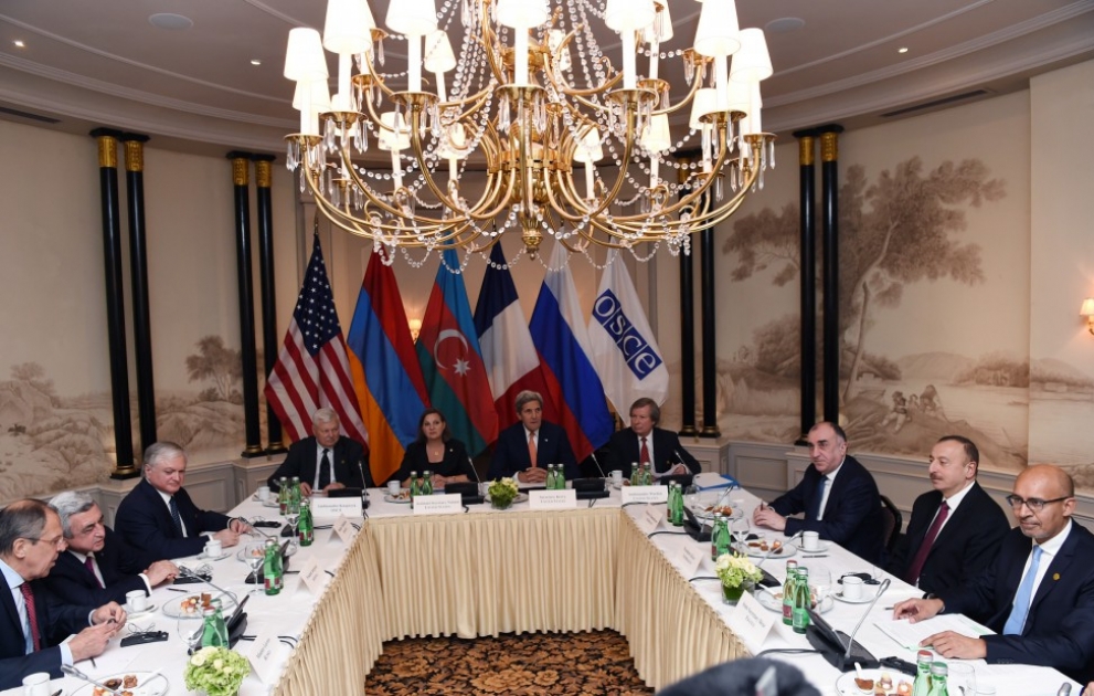 Rencontre des présidents azerbaïdjanais et arménien à Vienne