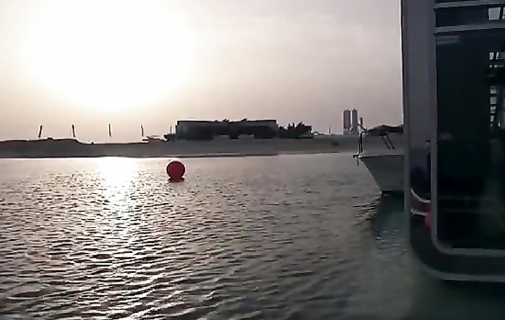 Dubayda okean suları üzərində imarət