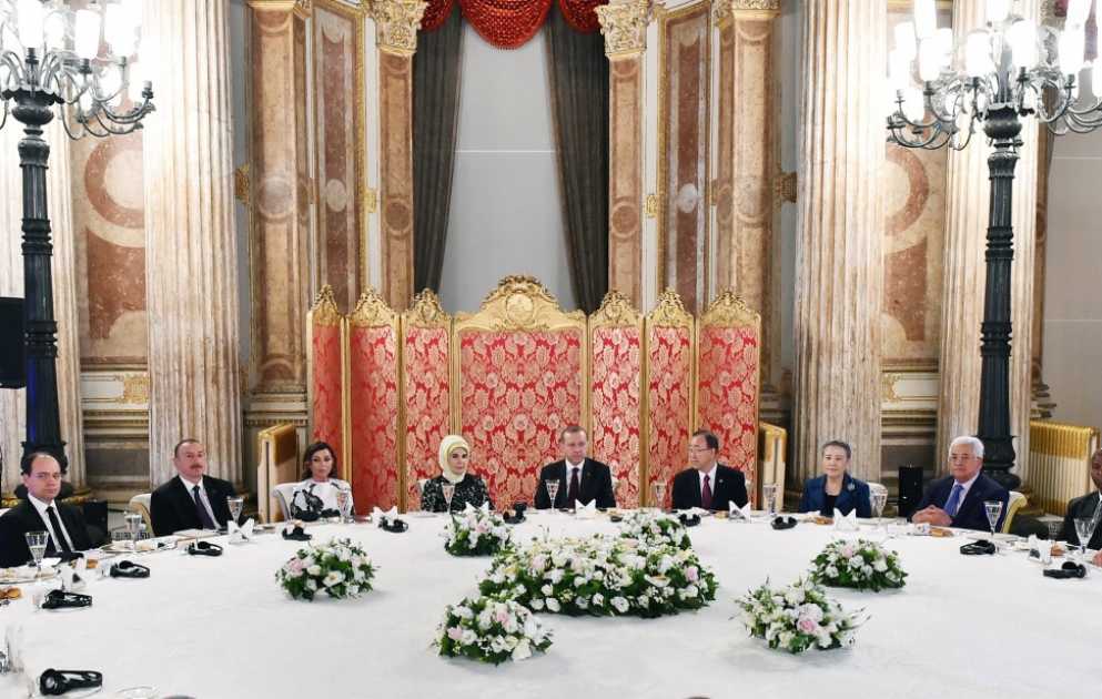 Turkish President hosted reception for high-level guests attending World Humanitarian Summit