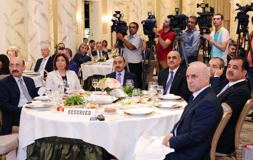 Bakıda nüfuzlu “The Business Year” jurnalının Azərbaycana həsr edilən növbəti xüsusi buraxılışının təqdimatı olub