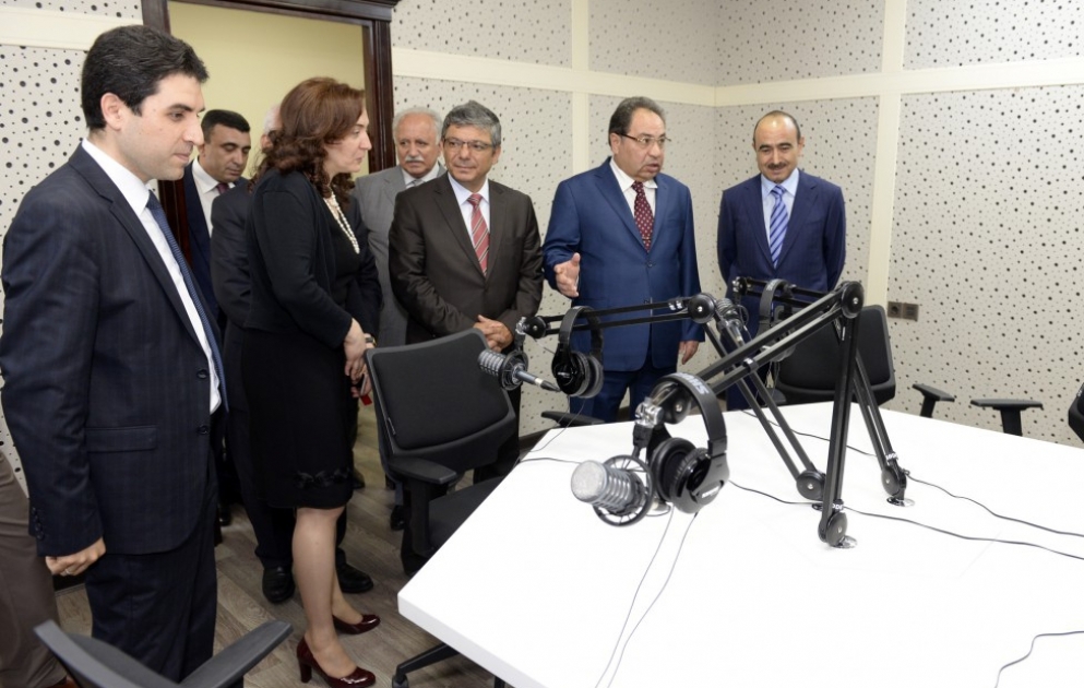 BDU-nun jurnalistika fakültəsinin Tədris-teleradio studiyasının əsaslı təmirdən sonra açılışı olub