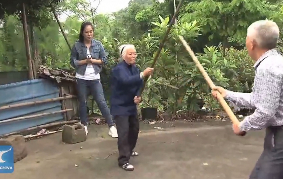 "Kung-fu nənə"- onu hamı belə adlandırır